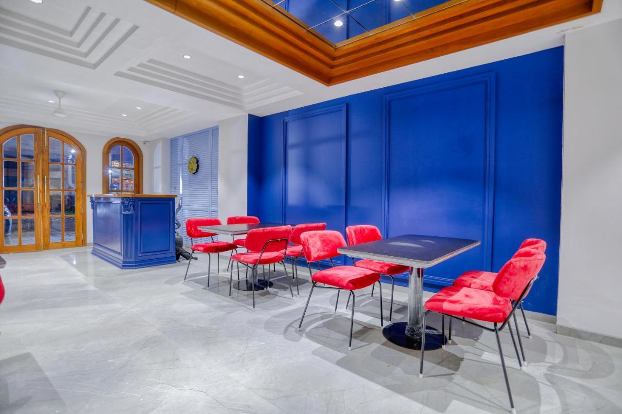 Hotel Pavilion インドール エクステリア 写真